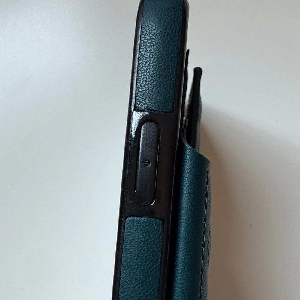 Elegant Green Quilted Phone Case I-Phone 11 6.1